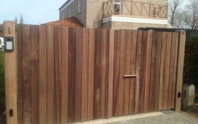 Verschillende types houten poorten