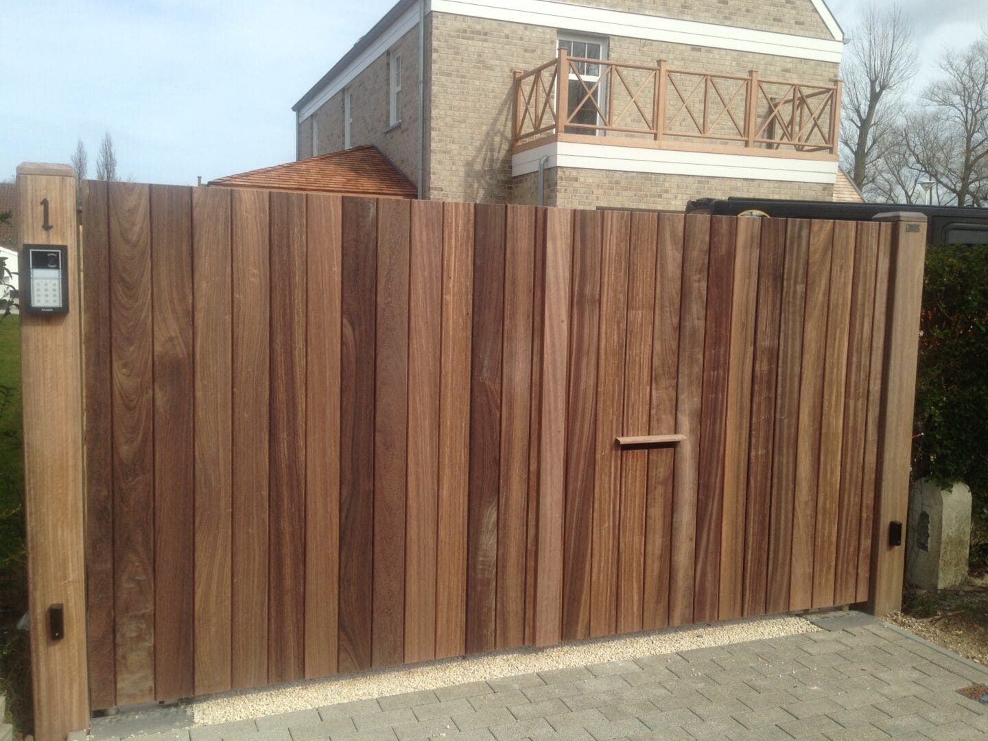 Tuinpoort KamaBeng Nieuwpoort1 verschillende types houten poorten