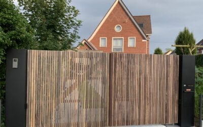 Populaire designs en stijlen houten poorten