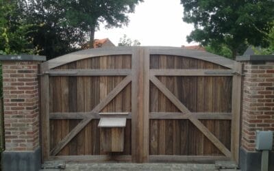 Personalisatie mogelijkheden voor op maat gemaakte houten poorten